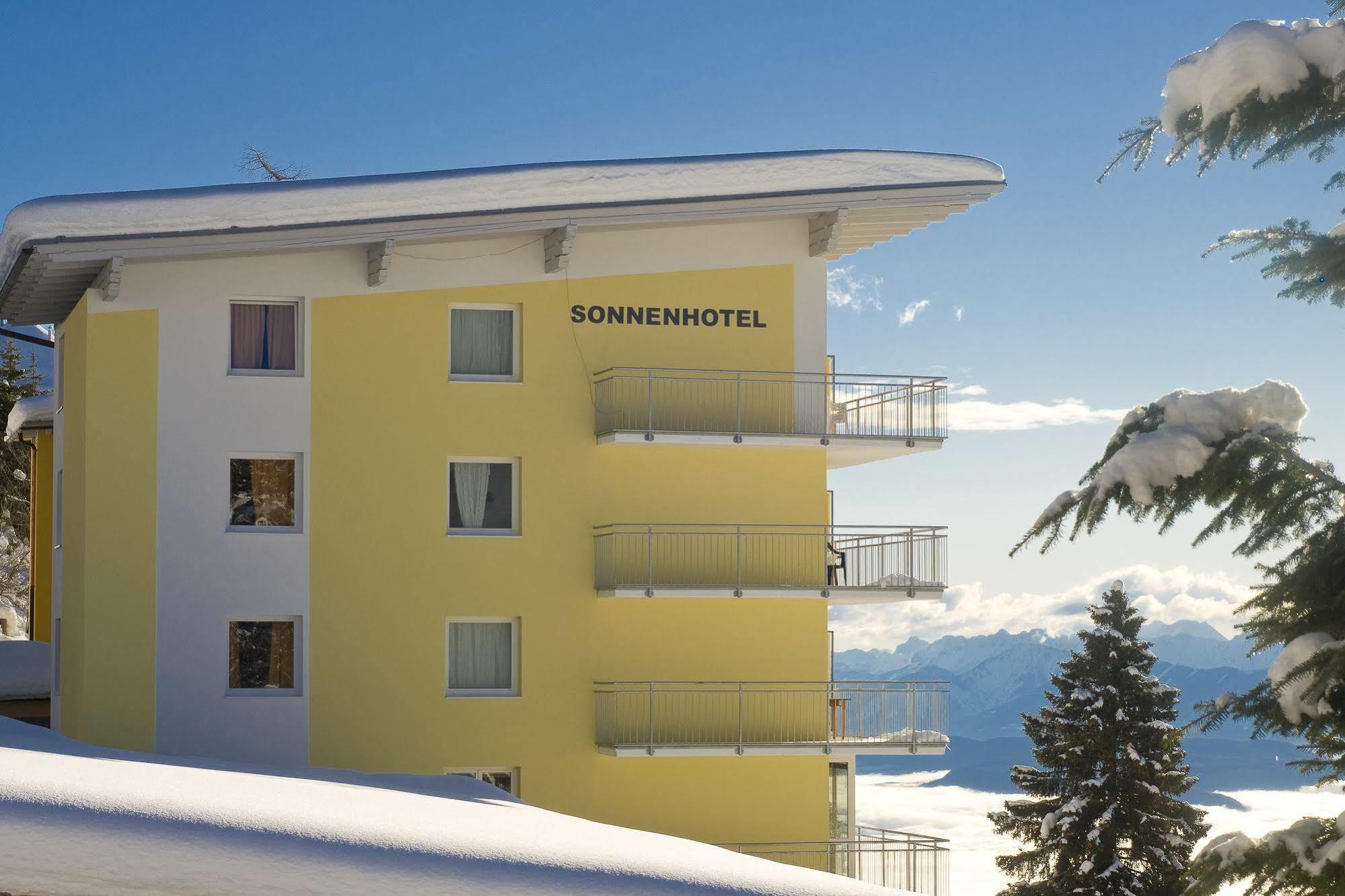 Sonnenhotel Zaubek トレフェン エクステリア 写真