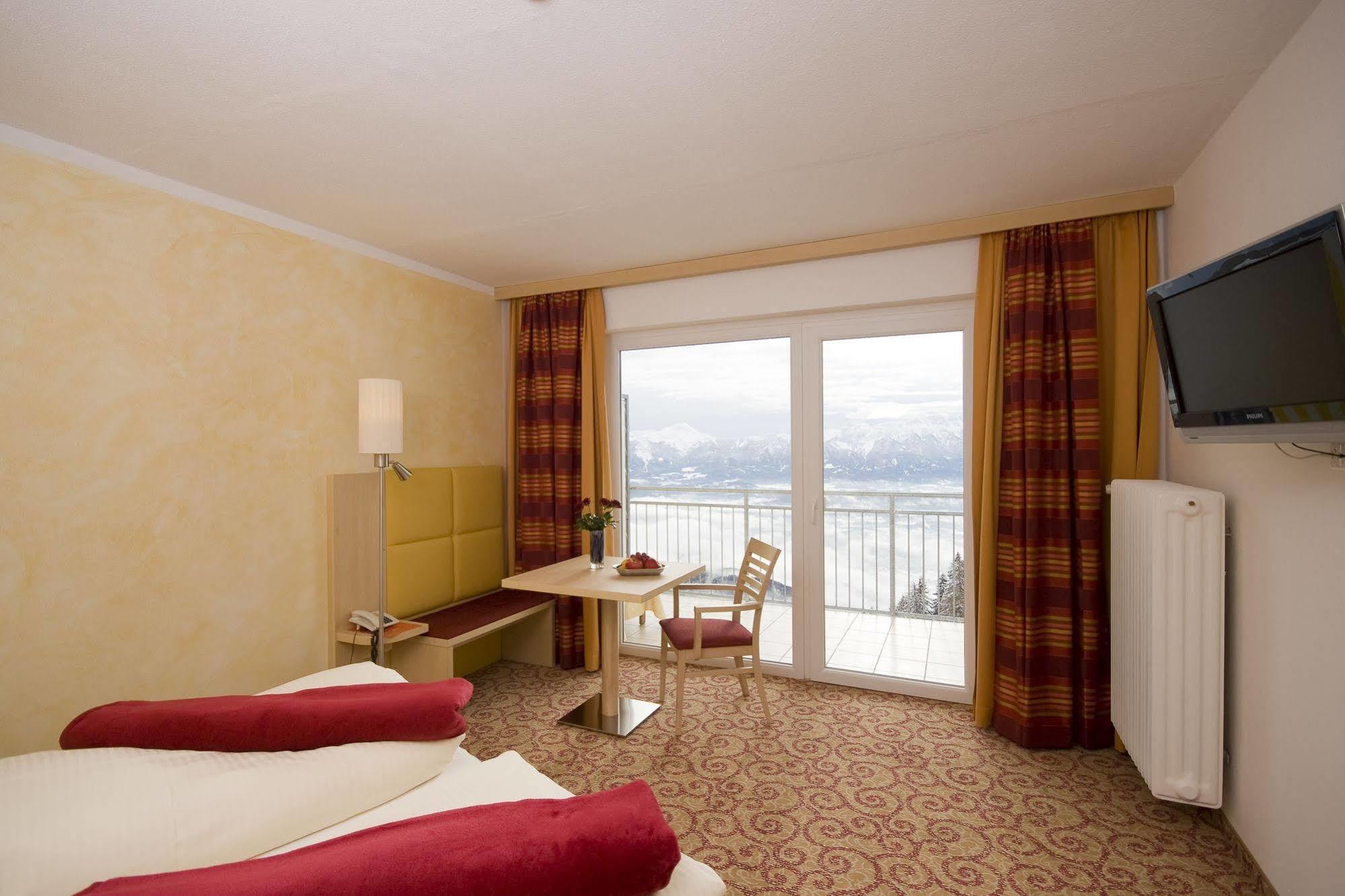 Sonnenhotel Zaubek トレフェン エクステリア 写真