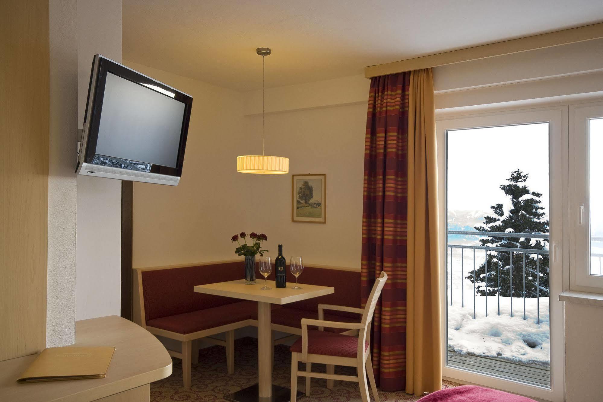 Sonnenhotel Zaubek トレフェン エクステリア 写真